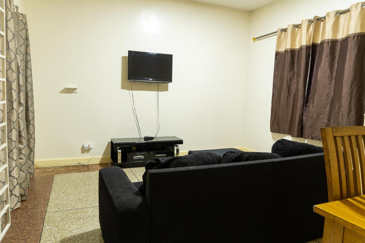 Brannic Lodge Accra Buitenkant foto